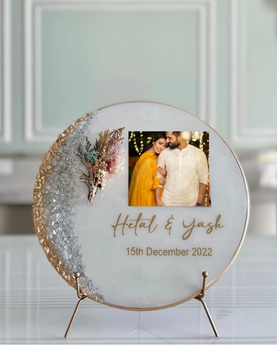 Resin Circle Frame OR Upload Your Favourite  Circle Frame Design For Personalized Gift